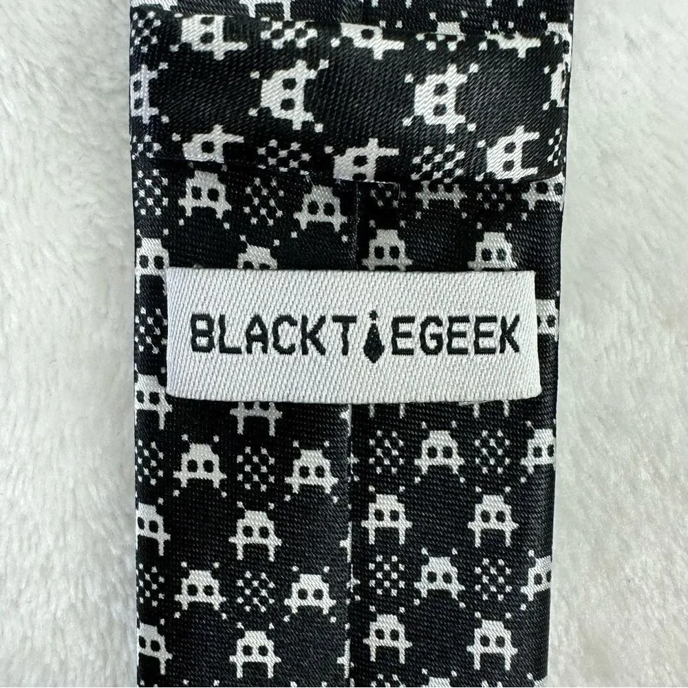 Black Tie Geek Space Invaders black and white‎ polyester narrow tie